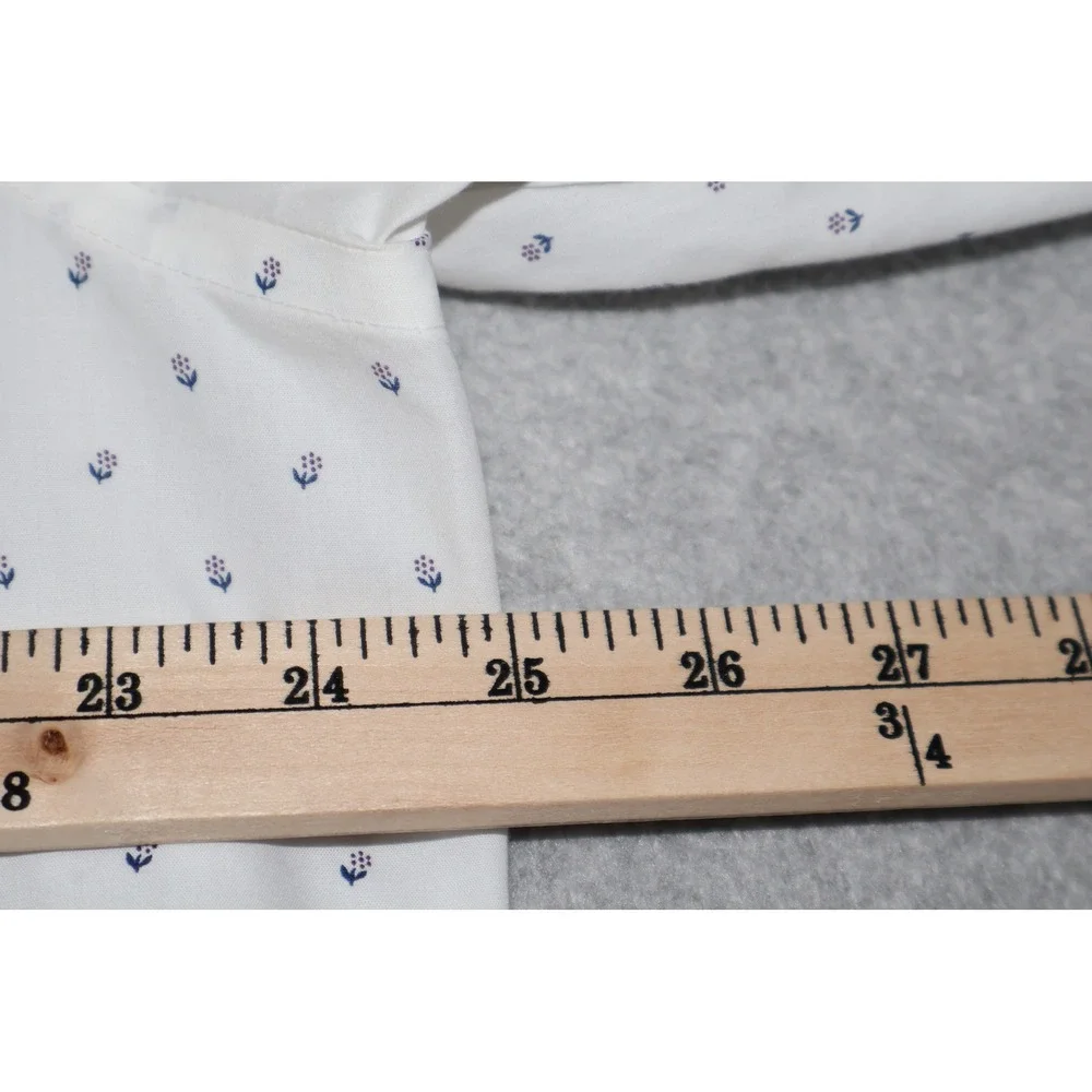 Banana Republic Dress Shirt Mens XL White Micro Floral Long Sleeve Standard Fit